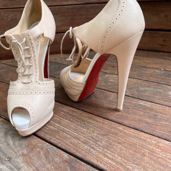 Authentic Christian Louboutin Lace Up Heels Size 37.5 - Picture 4 of 7